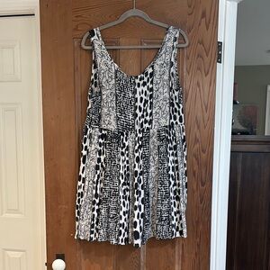 Billabong Black and White Gauze Dress Size “M”